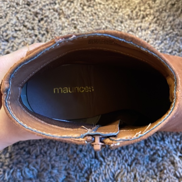 Size 7.5 Women’s Maurice’s Toni Fringe Bootie / Fringe Booties - Picture 8 of 12